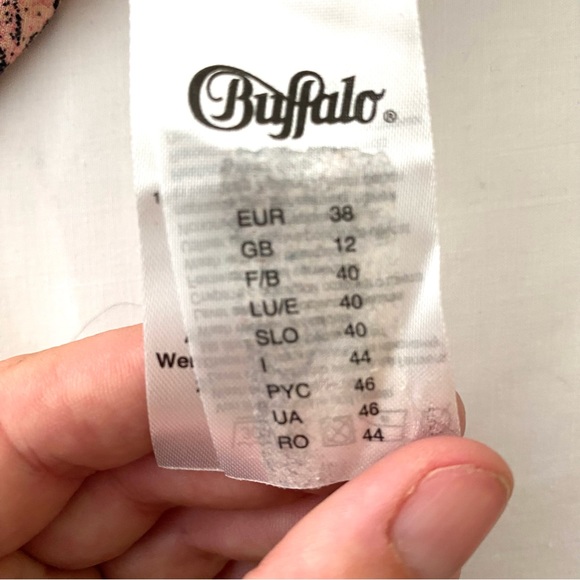 Buffalo Stretch Print Pant - Picture 4 of 5